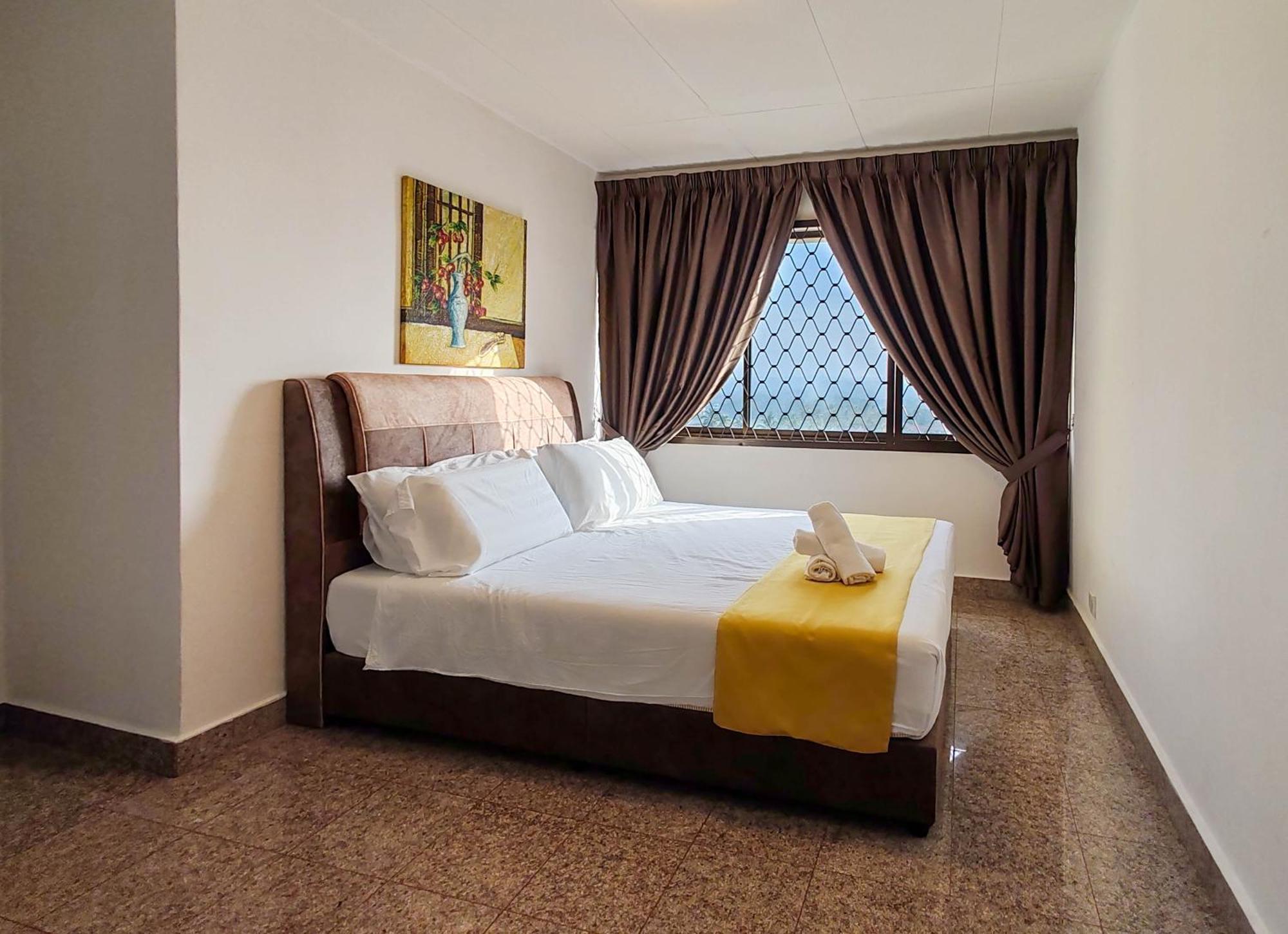 'Newly Refurbished' 'Sunny Seaview' At Regency With 2 Carpark By Shine Stay Port Dickson Exteriör bild